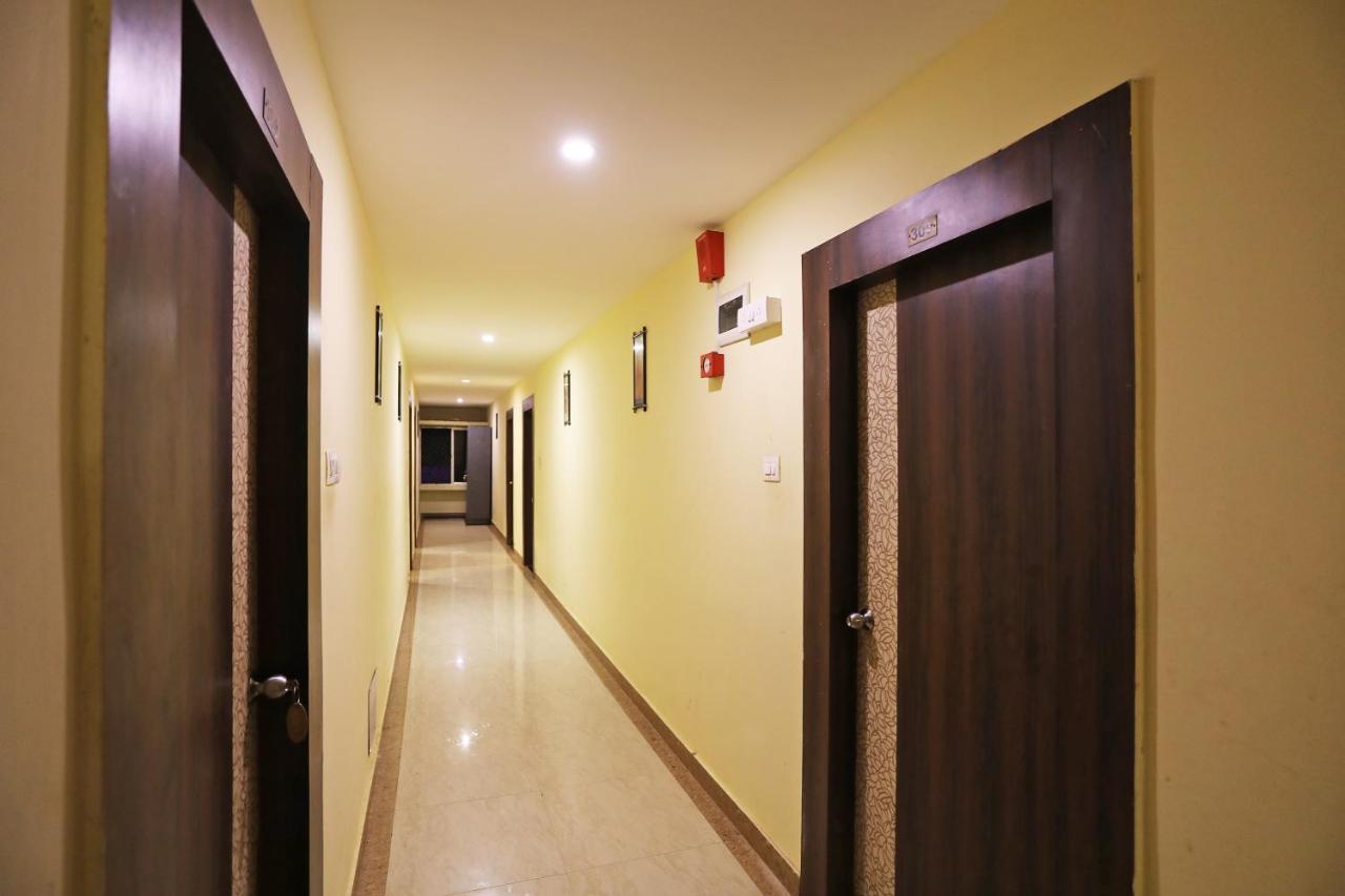 Oyo 15206 Hotel Sonar Gaon Puri Dış mekan fotoğraf
